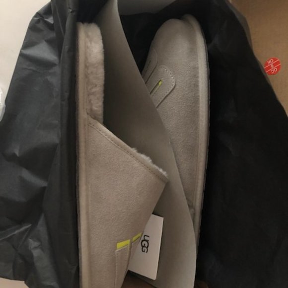 UGG Scuff 3D Shadow sheepskin men's slipper. Shearling. Size: 10, 12 - Picture 3 of 12